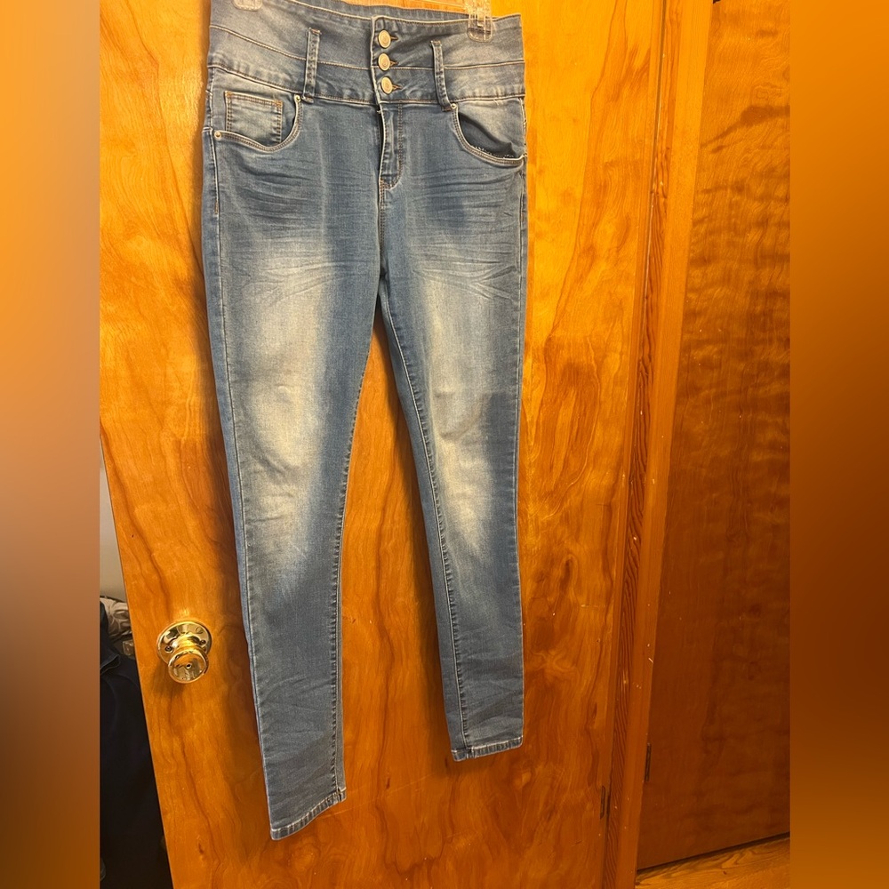 Ibiza better booty skinny jeans size 9